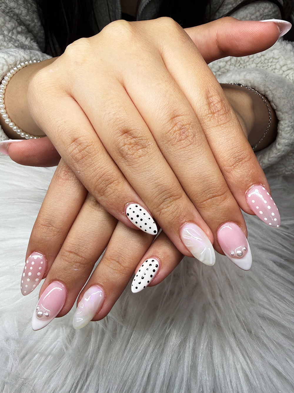 Chic Nail and Head Spa nail art design 2