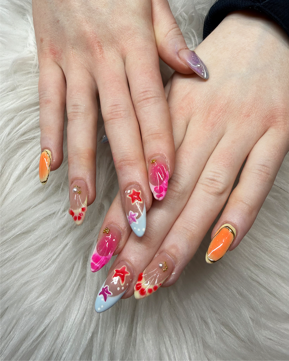 Ladybug nail art